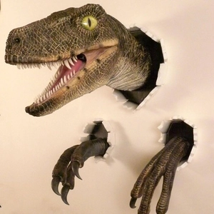 3D wall-mounted garden dinosaur statue set with realistic resin head and claws