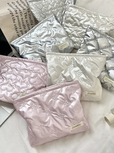 Quilted PU Leather Makeup Bag Heart Bowknot Pattern Metallic Glossy Cosmetic Pouch Travel Storage Clutch For Women