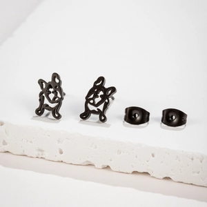 Boucles d'oreilles silhouette bouledogue français noir mat au design minimaliste pour femme