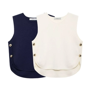 French Style Women Knitted Vest Sleeveless Crew Neck Top With Gold Buttons Curved Hem Solid Color Retro Elegant Knitwear