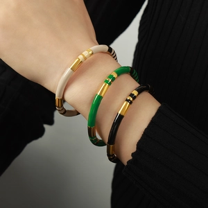Retro court style gold plated titanium steel enamel open bangles for women