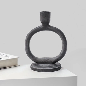 Modern nordic matte black single-head hollow round candlestick for dining room decor