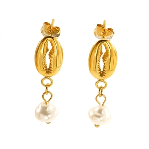 Golden shell earrings with baroque pearls for beach vacation fashion and summer style