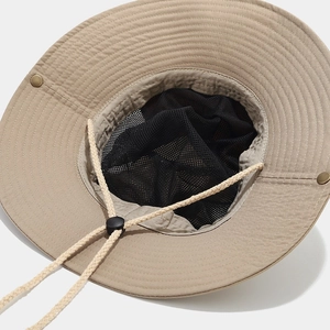 Cappello parasole outdoor impermeabile kaki con tesa larga, cordino e fodera in mesh traspirante