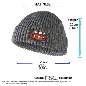 Size chart showing height 22cm and width 21.5cm for adjustable knit beanie cap