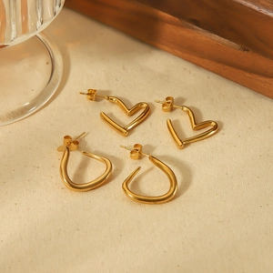 18k gold plated heart and teardrop shaped stainless steel earrings set for women