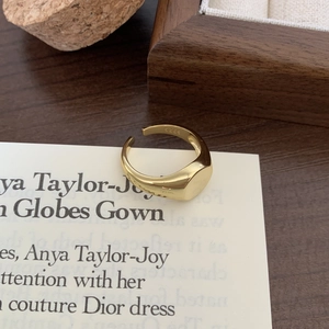 Minimalist 925 sterling silver adjustable signet ring with polished gold plating