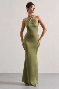 Elegante abito da sera all'americana in raso verde oliva con silhouette slim lunga