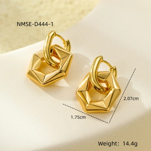 Detailed view of gold geometric hexagonal earrings with dimensions 1.75cm and weight 14.4g