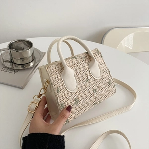 Straw Shoulder Bag With Flower Embroidery PU Leather Handheld Crossbody Purse For Summer Vacation Japanese Style