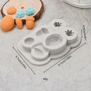 Silicone mold for hazelnut and pine cone shapes, ideal for cake baking and chocolate DIY