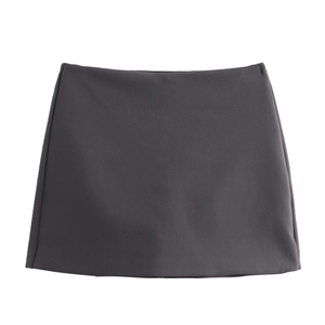 Fashionable high waist dark grey skort for women with a minimalist pleated design