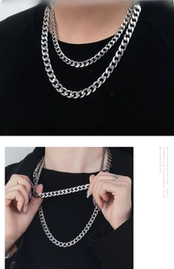 Detailed comparison of 50cm and 60cm silver Cuban link chains in stainless steel
