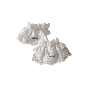 White cotton lace leg warmers with floral embroidery and elastic cuffs for Lolita style