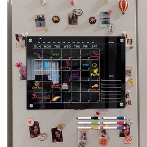 Magnetic acrylic weekly calendar board with 6 dry erase markers for fridge notes