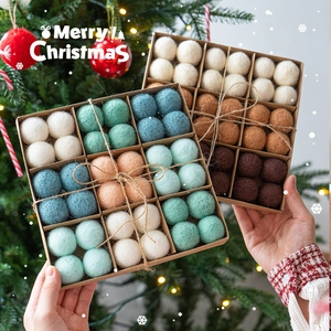 Palline di Natale in feltro per albero decorazioni sospese fai da te oggetti di scena