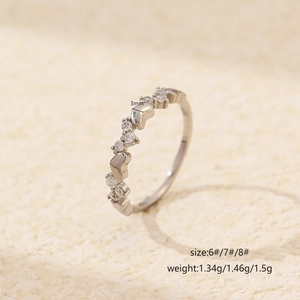 Exquisite s925 sterling silver heart ring with sparkling zircons and 3mm band width