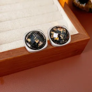 Boucles d'oreilles carrées rétro avec pierre noire léopard et feuilles d'or en argent mat
