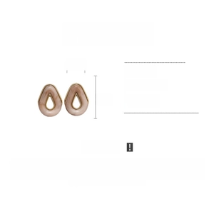 Detailed size view of retro resin teardrop earrings with gold alloy frames and hollow center