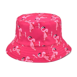 Détail du chapeau de soleil à imprimé flamant rose en tissu polyester léger à séchage rapide