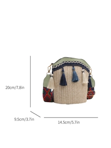Detailed size chart of straw bucket bag with dimensions 20x14.5x9.5cm and colorful tassels