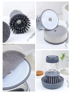 Détails de la brosse de cuisine avec distributeur de savon et têtes interchangeables