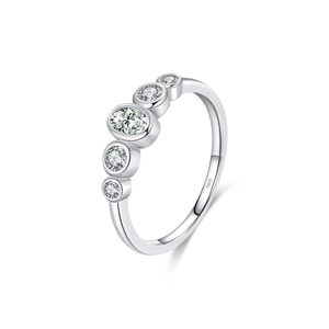 S925 sterling silver geometric ring with shimmering oval and round cut stones