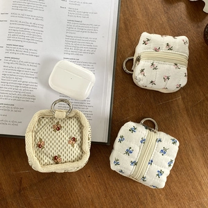 Quilted cotton fabric earphone case with floral patterns and metal keychain for AirPods