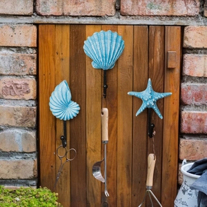 Mediterranean Ocean Style Wall Hooks Resin And Iron Sea Star Shell Nautilus Shapes Distressed Blue Decorative Hanger
