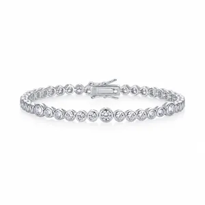 Elegant 925 sterling silver tennis bracelet with sparkling moissanite stones