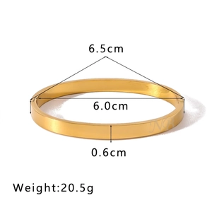 Detail showing dimensions of 18k gold plated stainless steel bangle with 6.0cm inner diameter