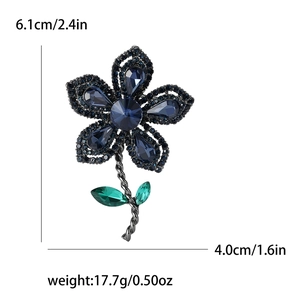 Dimensions détaillées de la broche fleur bleue avec mesures de 6,1 cm par 4,0 cm