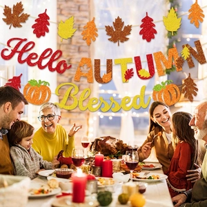 Gouden glitter Hello Autumn en Blessed banner met esdoornbladeren voor Thanksgiving-decor