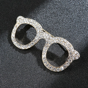 Sparkling silver glasses-shaped brooch with full crystal rhinestones for men suits