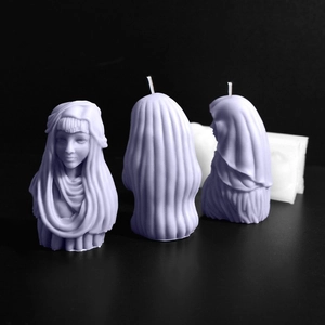 Vues détaillées de bougie en relief femme arabe violette avec textures de hijab