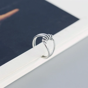 Minimalist S925 sterling silver double-layer knotted ring with retro woven texture