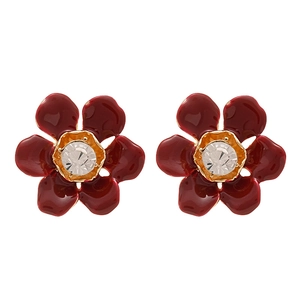Vintage red flower stud earrings with enamel petals and central zircon in gold finish