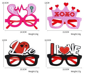 Detailed view of four Valentine's party glasses with dimensions and weights for props