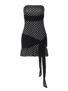 Robe bustier à pois pour femmes avec ceinture en tulle noir et détails d'ourlet à volants