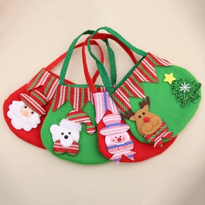 Felt Christmas gift bags with 3D Santa and Reindeer cartoons for party candy packing