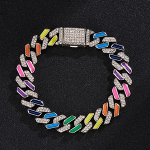 Hip-Hop Silberne Gliederkette mit Regenbogen Akzenten und komplettem Diamantbesatz