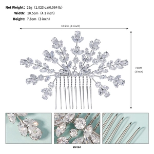 Détail d'un peigne à cheveux de mariée avec motifs floraux en zircon et dimensions