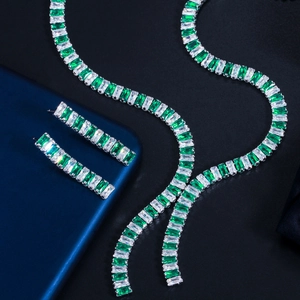 Dettagli del set gioielli sposa con collana e orecchini in zircone verde smeraldo