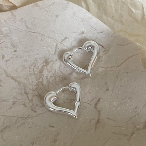 Heart Hoop Earrings 925 Sterling Silver Minimalist Elegant Stylish Korean Fashion For Women