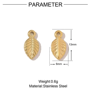 Detailed size specifications for a 13mm gold leaf-shaped stainless steel pendant charm