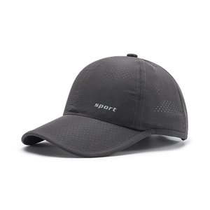 Casquette de baseball en mesh gris foncé avec logo sport pour protection solaire