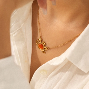Stainless Steel Crab Pendant Necklace Orange Cat's Eye Stone Dainty Beaded Chain Animal Jewelry For Women