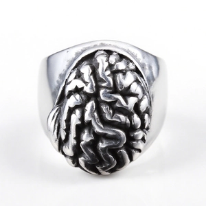 Vintage stainless steel ring featuring a detailed 3D brain design with gothic oxidized finish