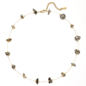 Collier en acier inoxydable doré ajustable avec des pierres naturelles grises irrégulières