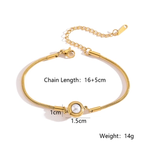 Detailed dimensions of gold-plated snake chain bracelet with pearl and size markings
